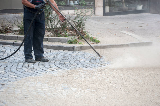 Best Gas Station Cleaning  in Tavares, FL
