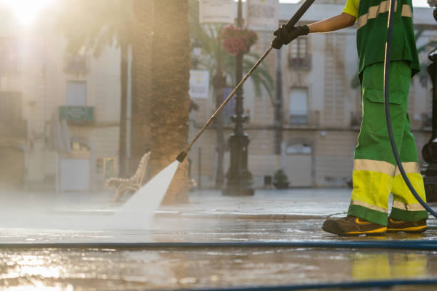 Best Parking Lot and Garage Cleaning  in Tavares, FL